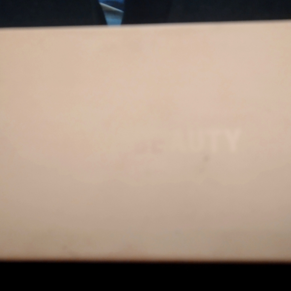 KKW Beauty smokey vol 1